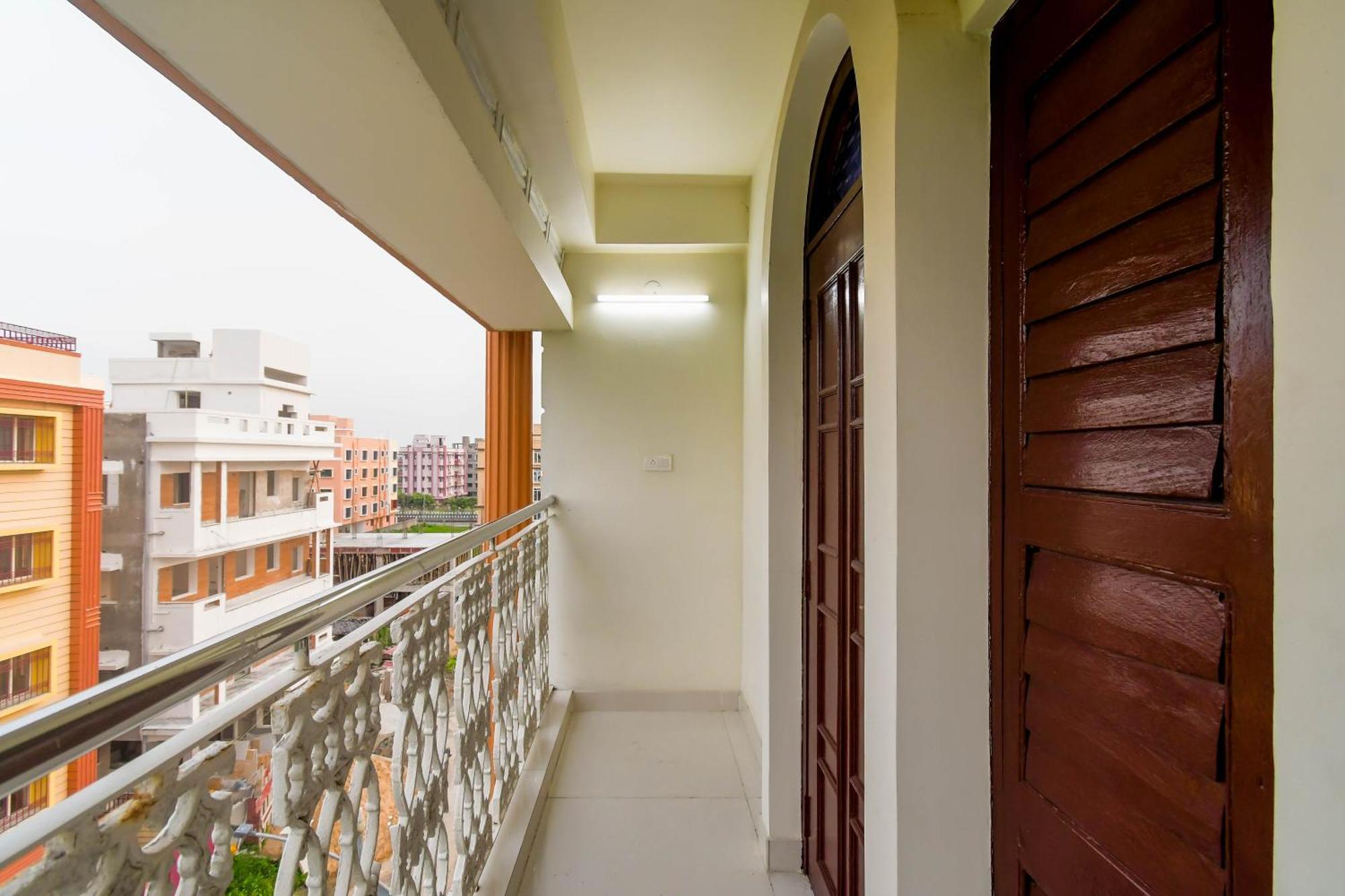 Hotel Mahal Kolkata Bagian luar foto