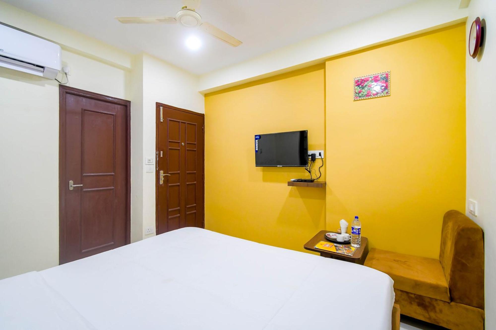 Hotel Mahal Kolkata Bagian luar foto