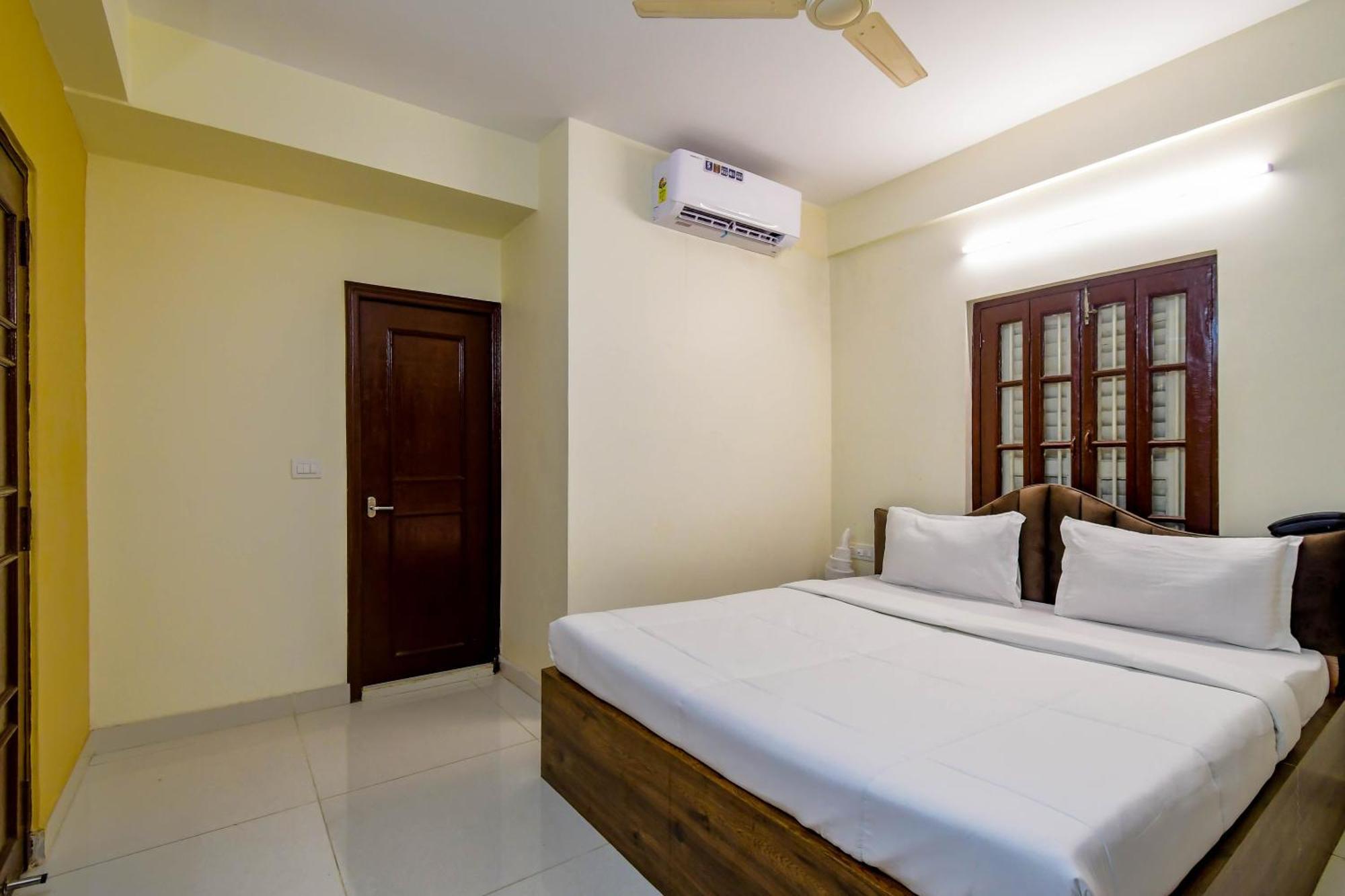 Hotel Mahal Kolkata Bagian luar foto