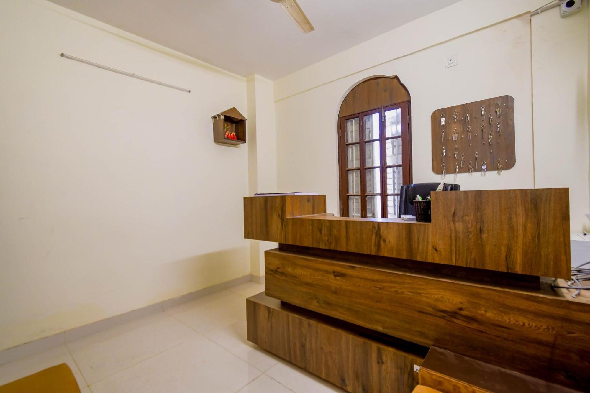 Hotel Mahal Kolkata Bagian luar foto