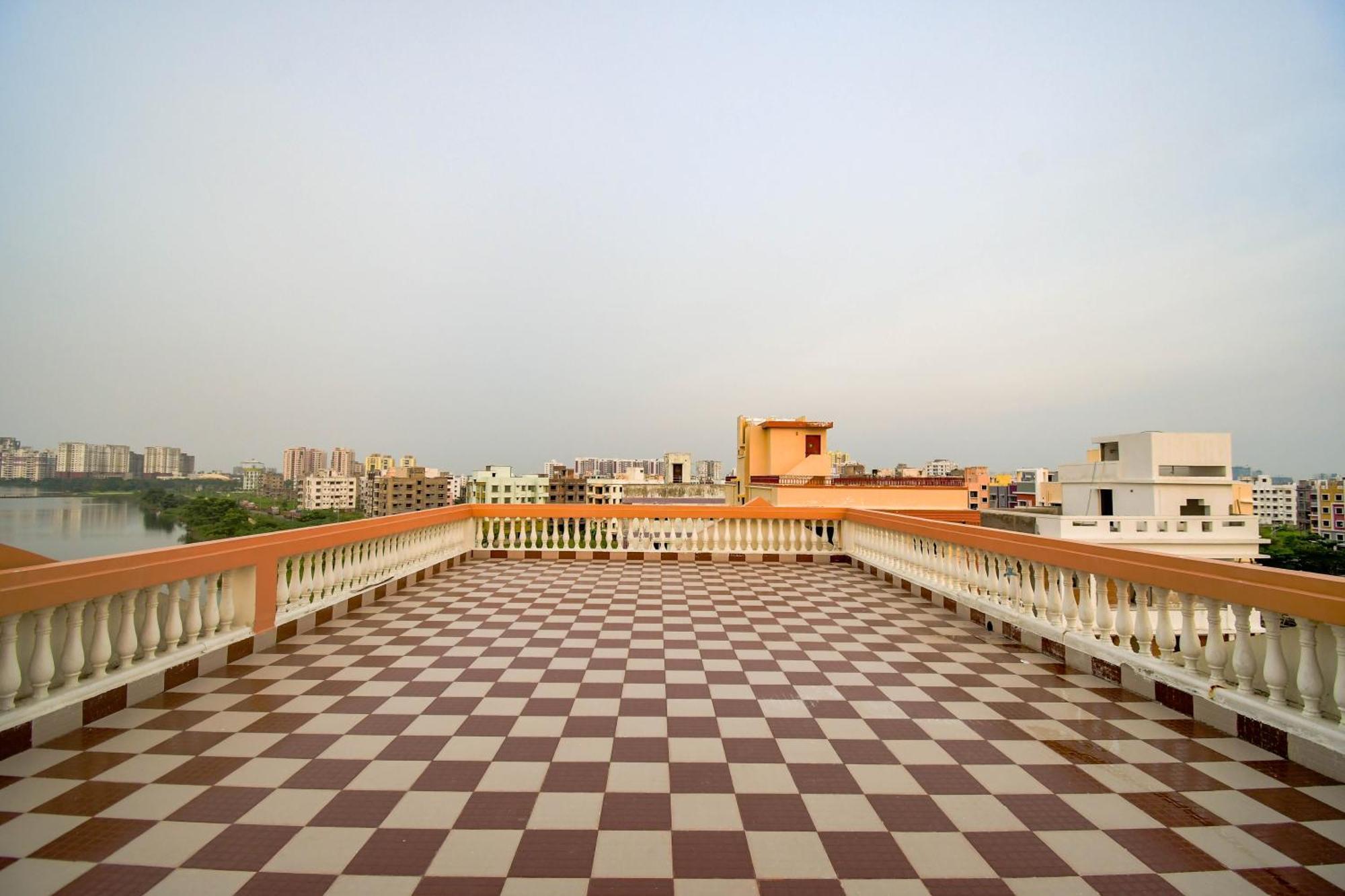 Hotel Mahal Kolkata Bagian luar foto