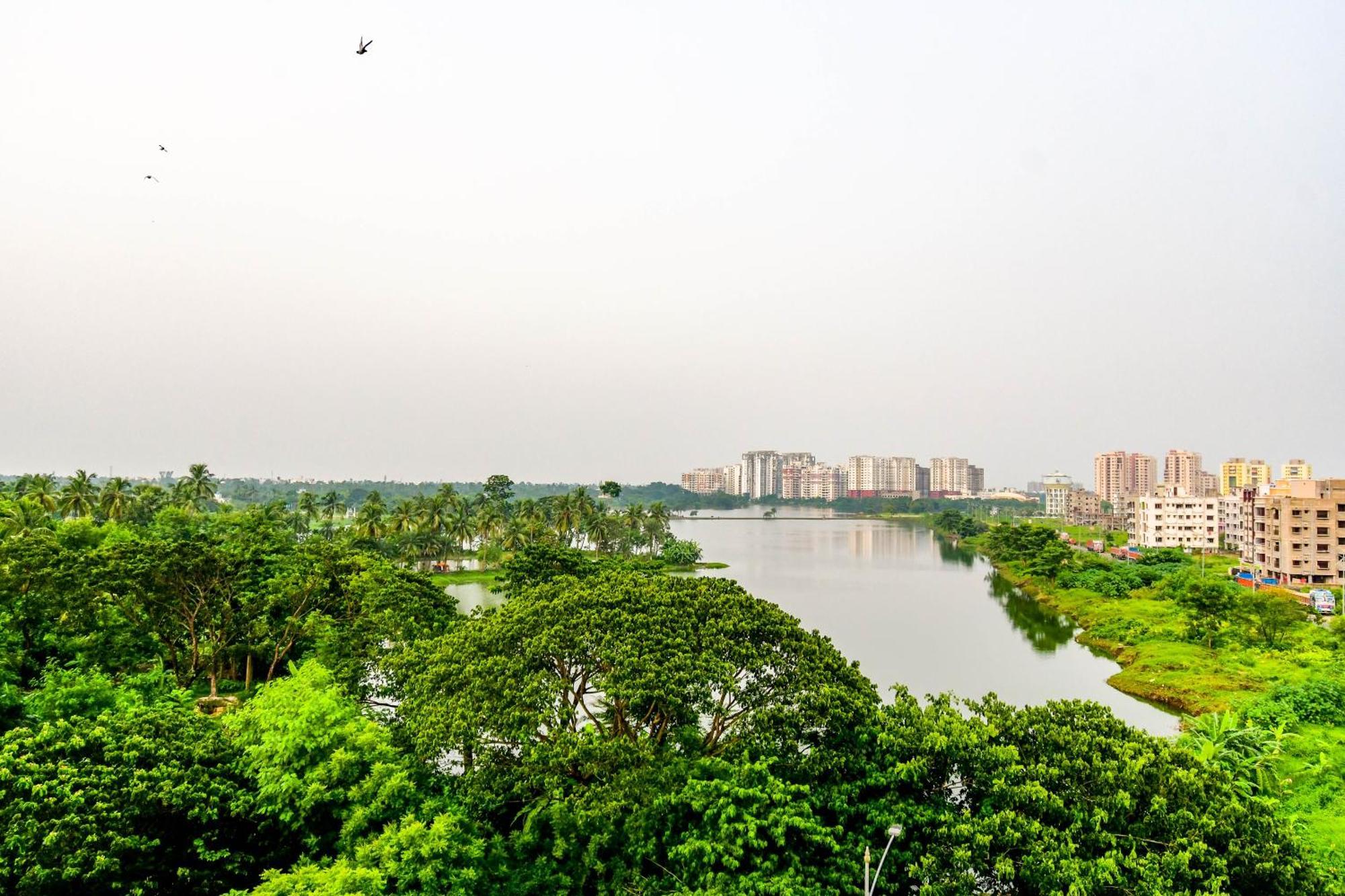 Hotel Mahal Kolkata Bagian luar foto
